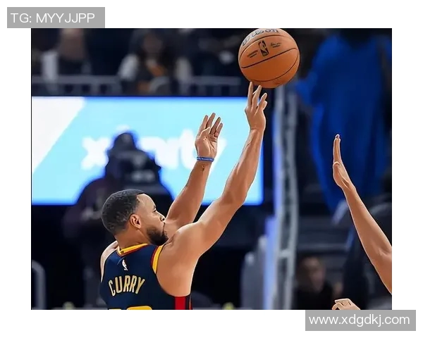 勇士主场大胜热火，威金斯砍下22分，展现统治力